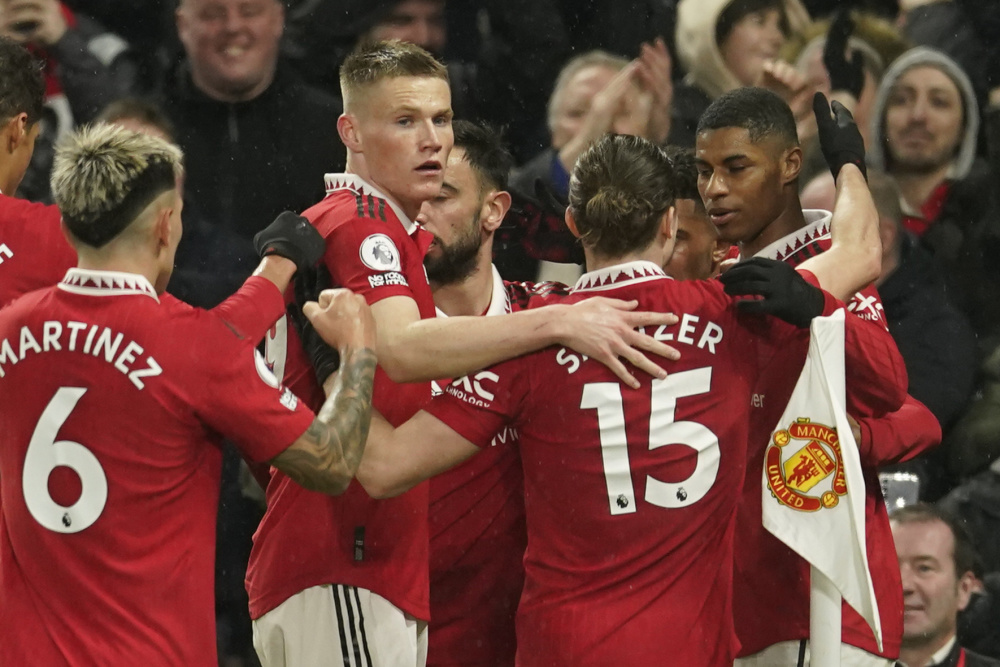 B费要求三名曼联球员下赛季挺身而出，尽管其中两人可能离队.